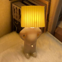 Laden Sie das Bild in den Galerie-Viewer, 👦💡Eine kreative Lampe des kleinen schüchternen Mannes
