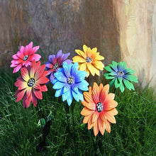 Laden Sie das Bild in den Galerie-Viewer, Gartendekoration Metall Blumen